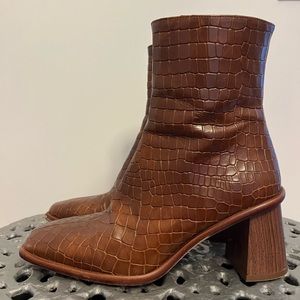 Alohas Brown Croc Ankle Boots